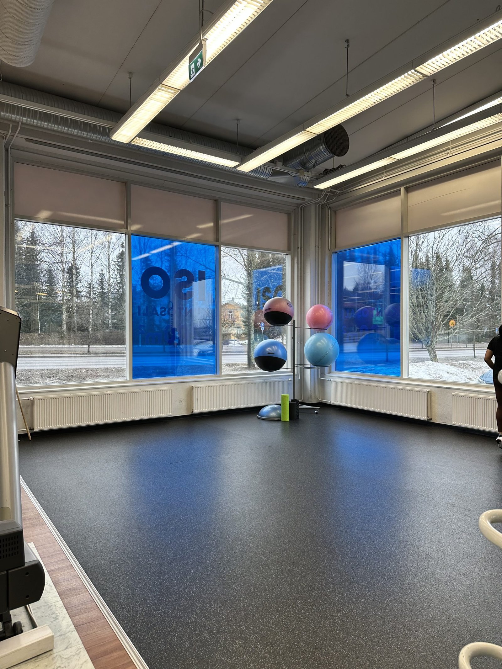 GOGO Express Laune -venyttelyalue avara venyttelyalue kuntosalilla